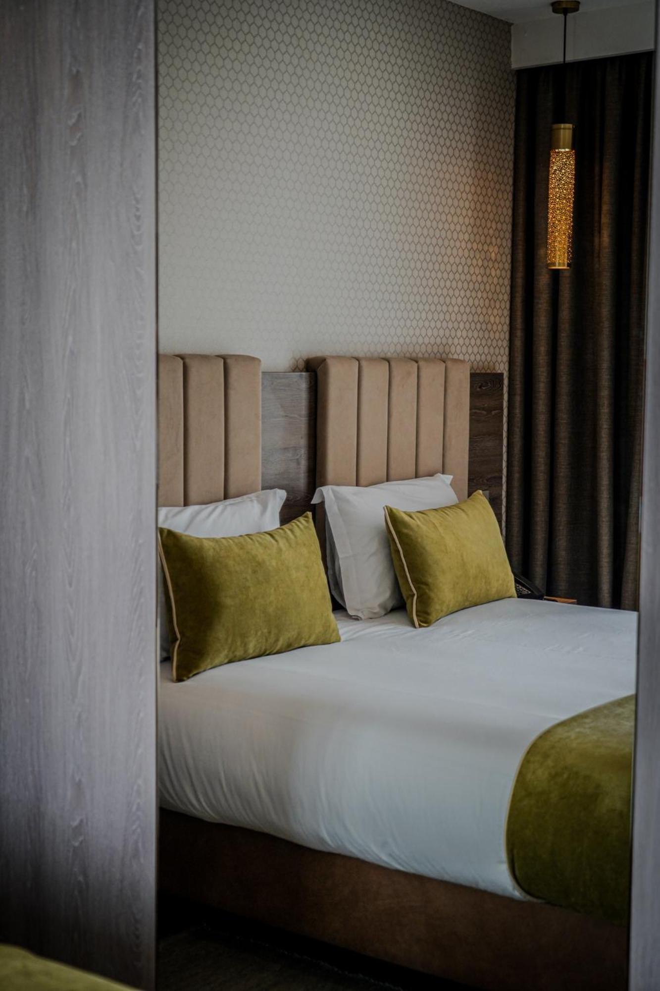 Az Hotel Des Arts ラバト エクステリア 写真