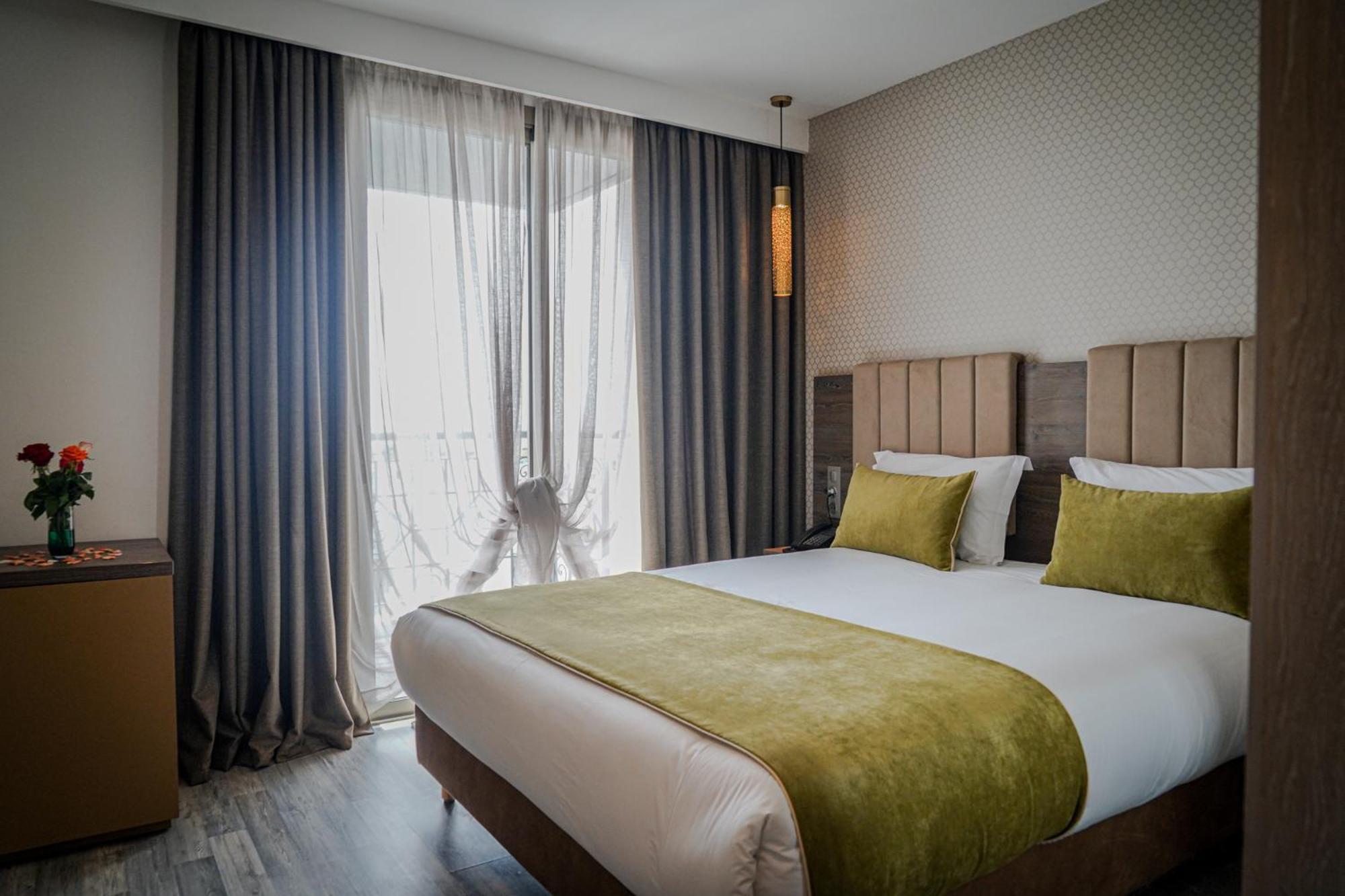 Az Hotel Des Arts ラバト エクステリア 写真